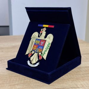 Plachetă M3 cu stemă metalică IPJ - imagine 1